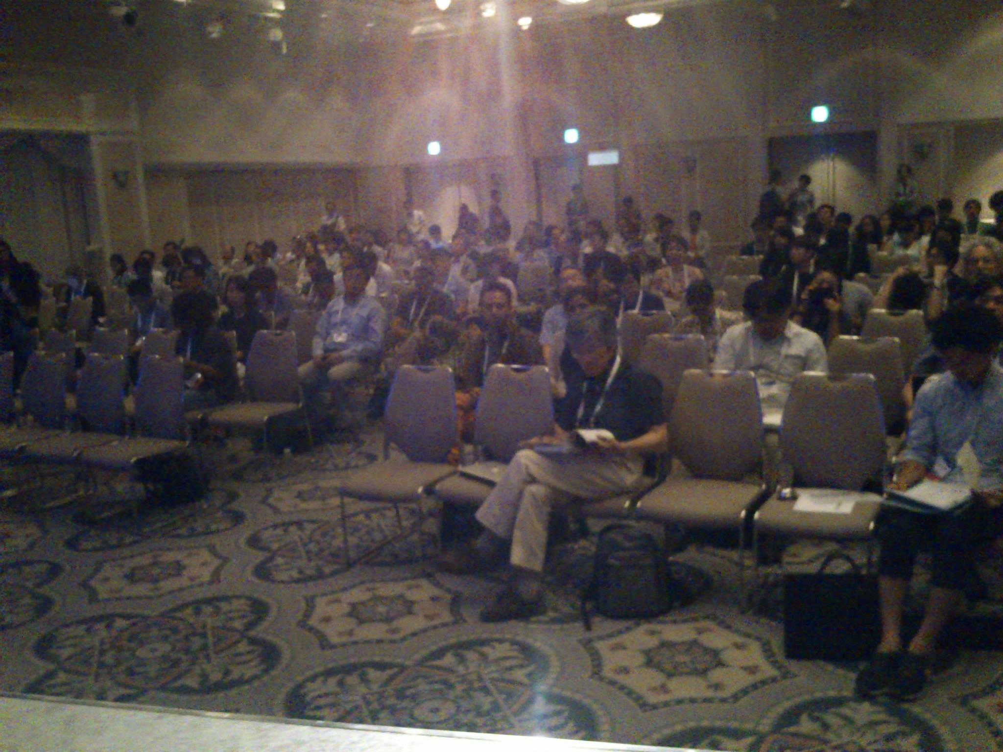 The session audience! Its safe to say 95% of this room have/are taking MS/PhD degrees already